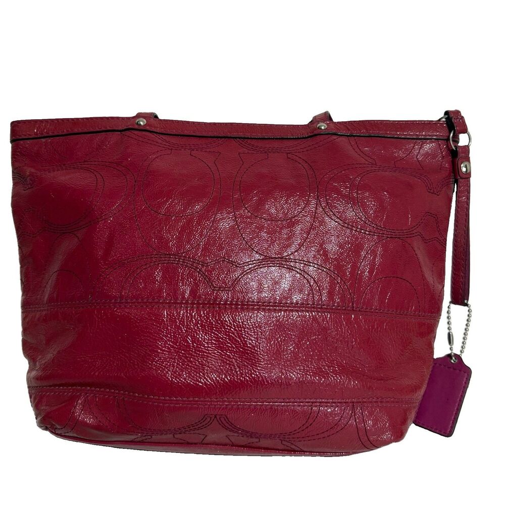 Coach Berry Pink Patent Leather Stitched C Signature Stripe Shoulder Bag. - Picture 4 of 16